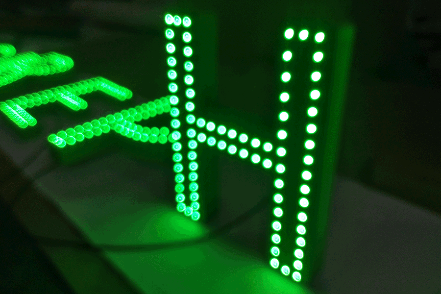 LED冲孔字设计制作有什么注意事项？